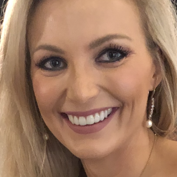 206 – Slow Down, There’s No Rush with Zoe Lewis