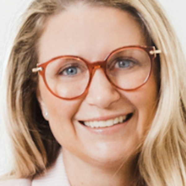 215 – MEET EMILY BRAIDWOOD Insole Innovation Blending Function & Fashion