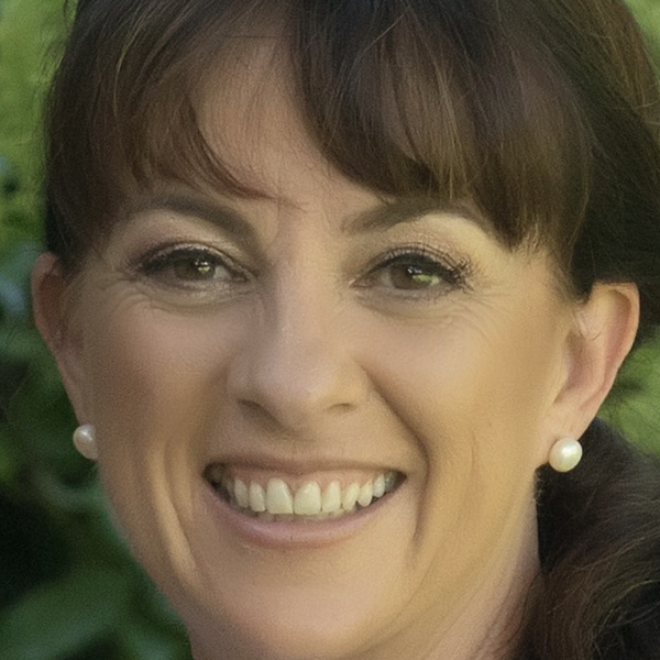 218 – Eating for Your Age with Kym Connolly