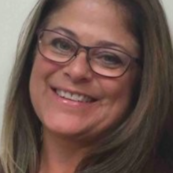 120 – Building Relationships Using Cards And Gifts with Maelea Galyon