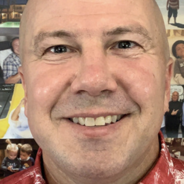 176 – The Art of Blogging with Lee Huffman (Travel & Finance)